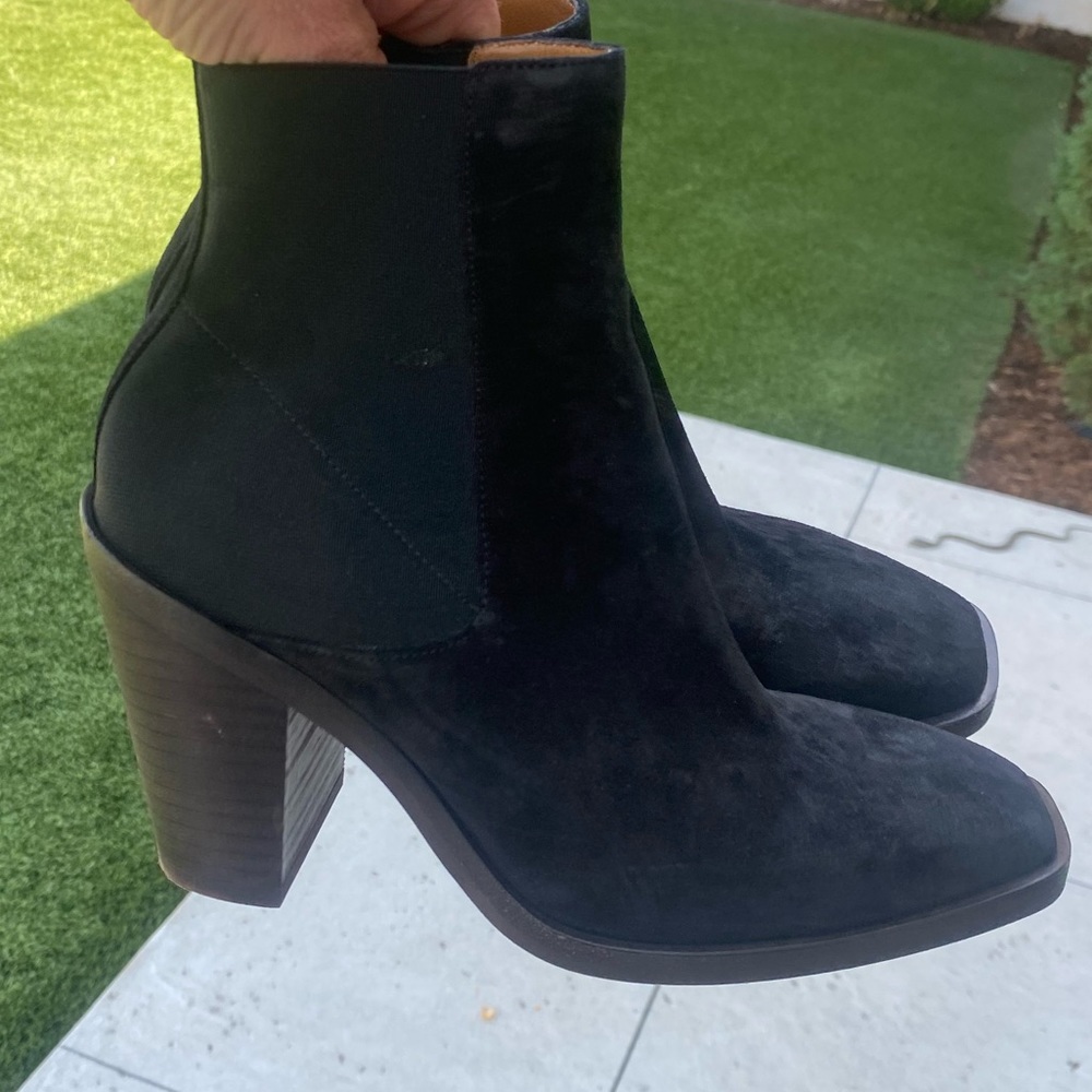 Rag and Bone Suade boots almost perfect condition worn once - 6.5 womens